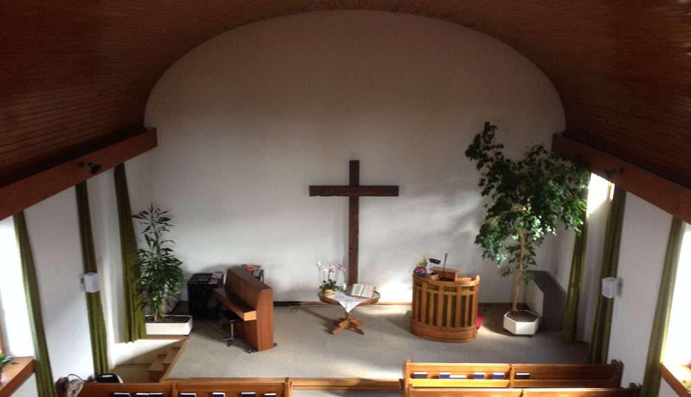 intérieur de la chapelle mennonite de Courgenay